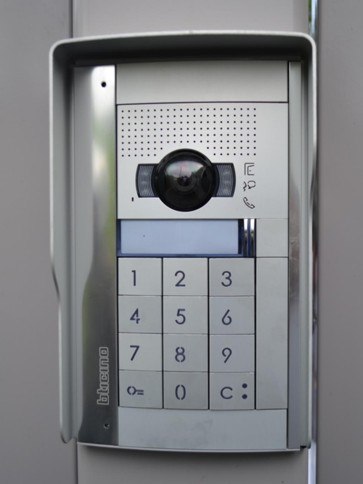 1. Interphone